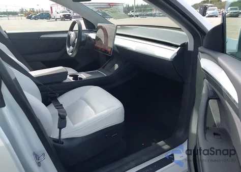 2023 Tesla Model Y из США, поврежденный, VIN 7SAYGAEE9PF792088